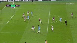 周定洋：虽然有些遗憾，但我为球队今年取得的进步感到自豪