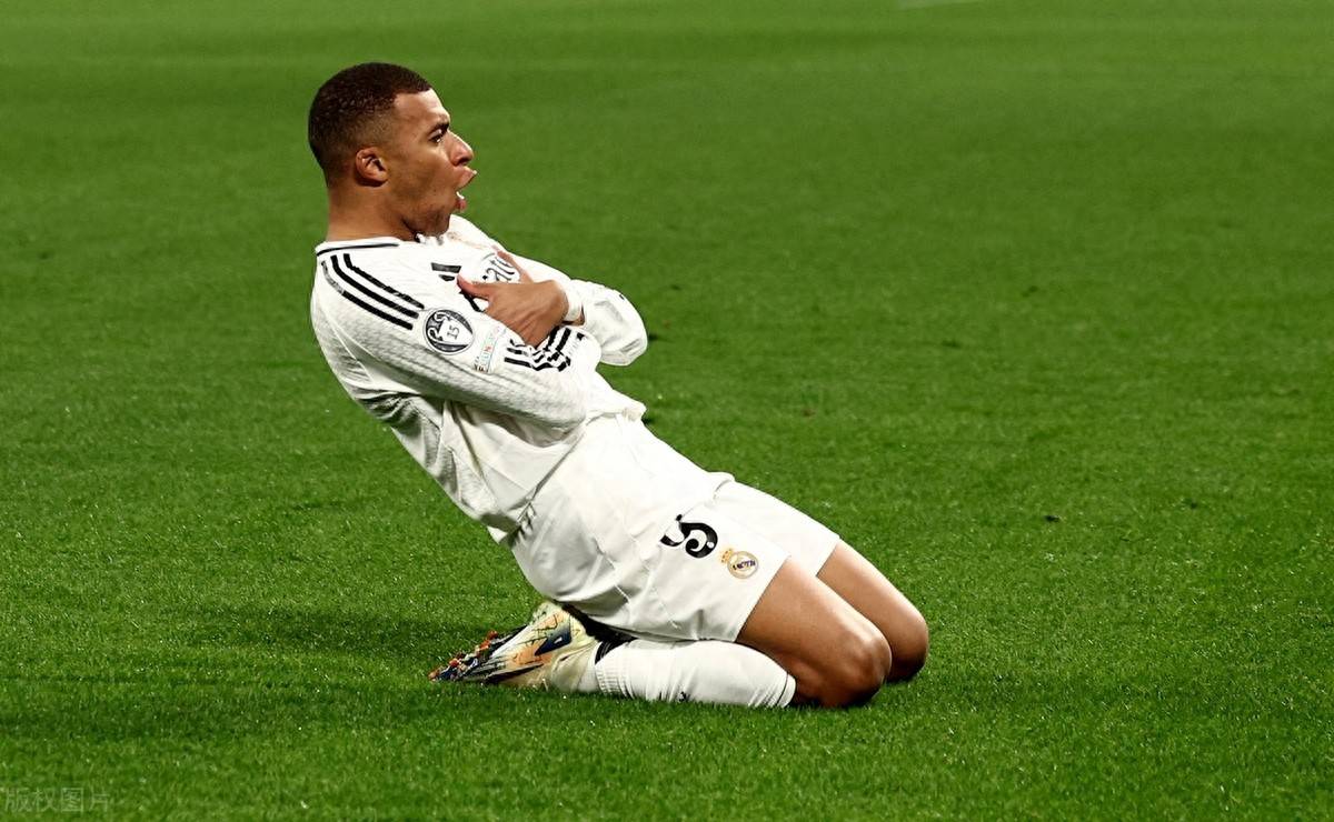 拜仁vs柏林联合：凯恩搭档奥利塞，迪亚斯、卡尔、基米希出战