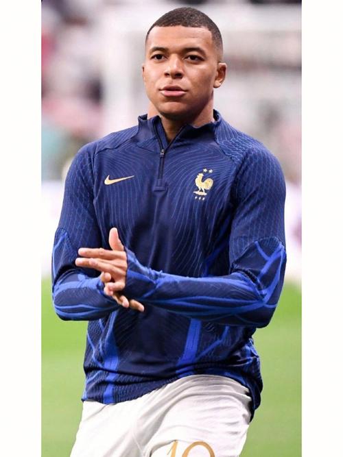 美记：火箭不会探索任何与莫兰特相关交易，他们最看重长期发展