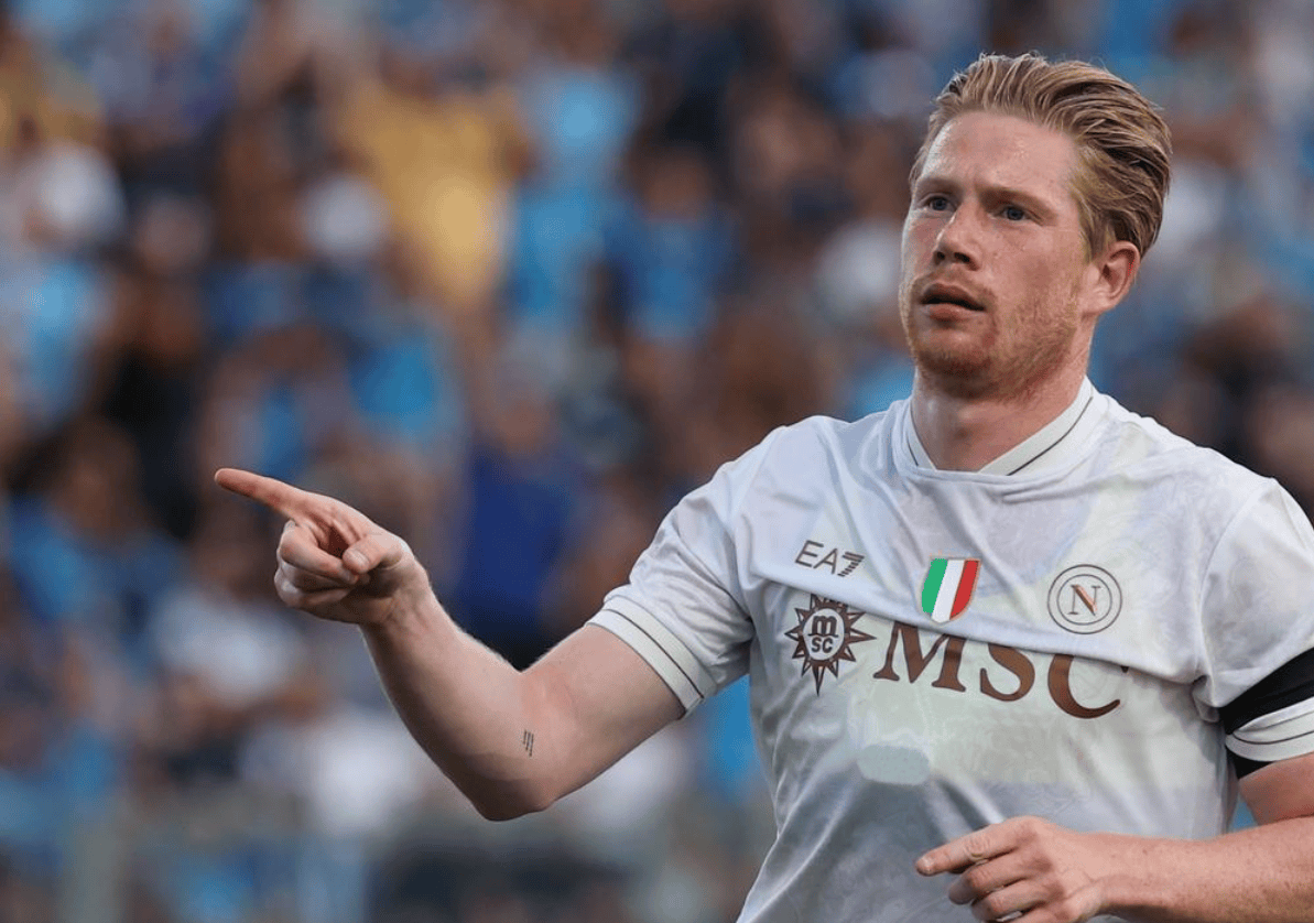 追梦将比肩库里，成为唯二代表勇士出战900场常规赛的球员