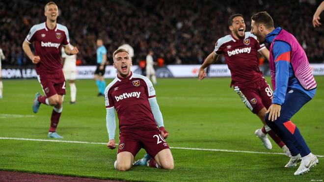 女足明星遭百万富翁跟踪骚扰，雇佣保镖应对