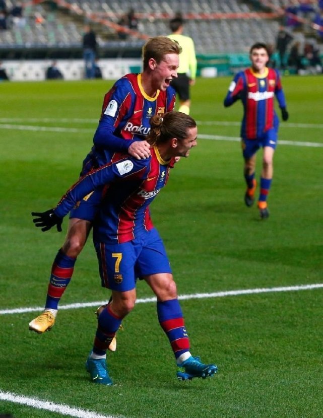 意媒：尤文和马赛正在关注博埃，拜仁要价1800万欧元