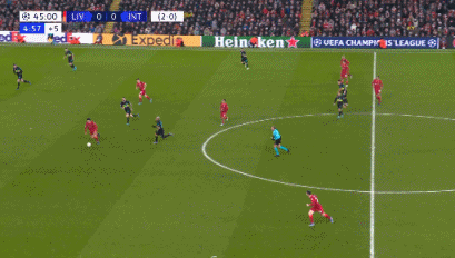 篮球勇士明星球员连续得分20+