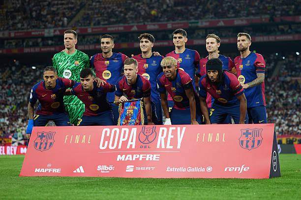 足总杯第三轮抽签：曼联对阵布莱顿，热刺大战维拉